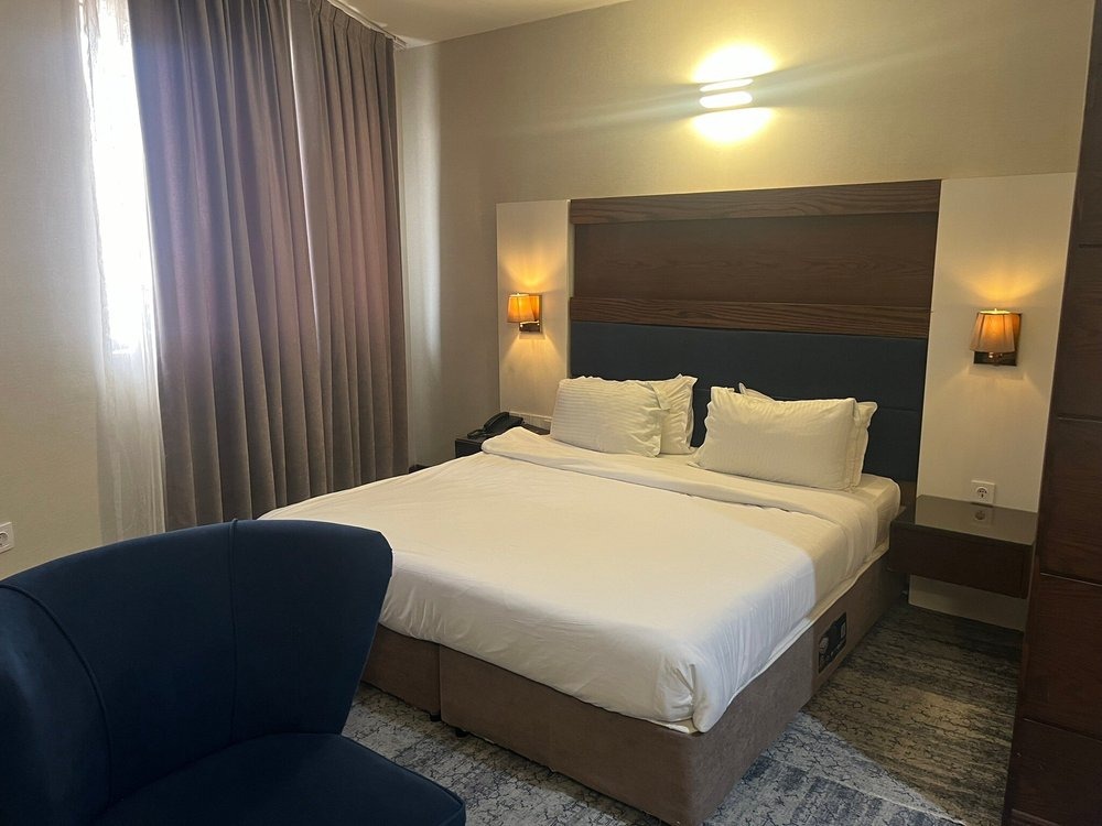 هتل آرامیس پلاس کیش